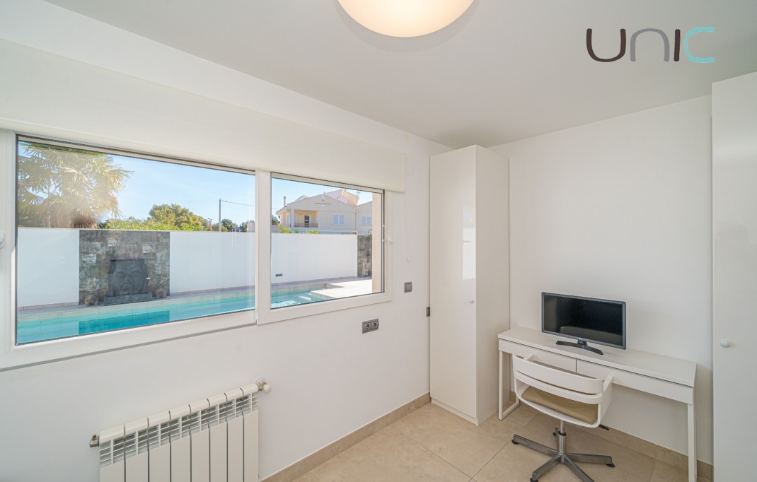 Resale - Villa - Albir