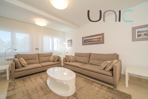 Resale - Villa - Albir