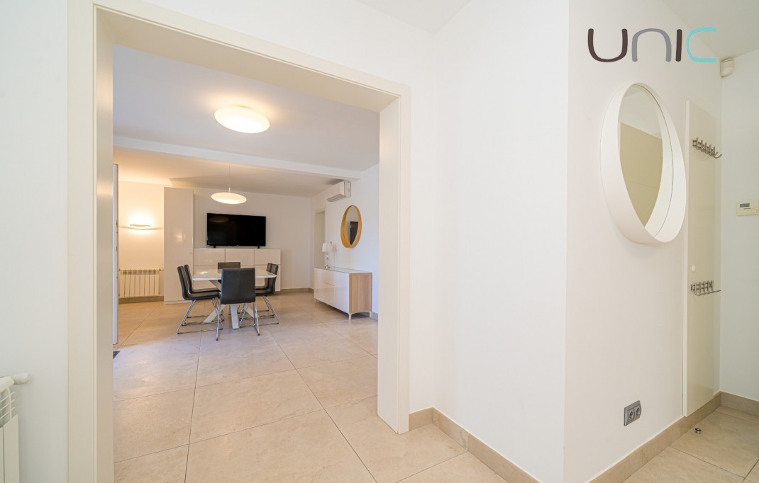 Resale - Villa - Albir