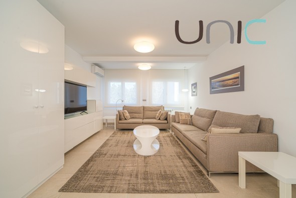 Resale - Villa - Albir