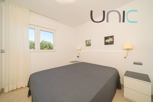 Resale - Villa - Albir
