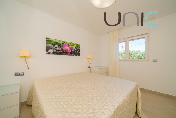 Resale - Villa - Albir
