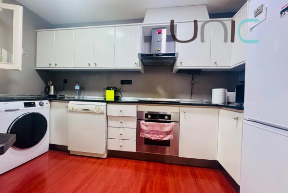 Resale - Villa - Albir