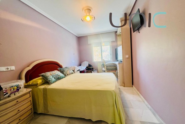 Resale - Villa - Albir