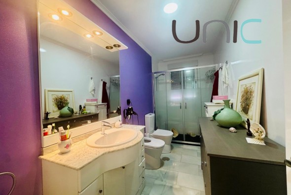 Resale - Villa - Albir