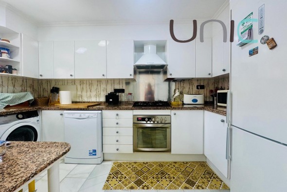 Resale - Villa - Albir