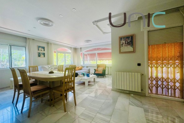 Resale - Villa - Albir