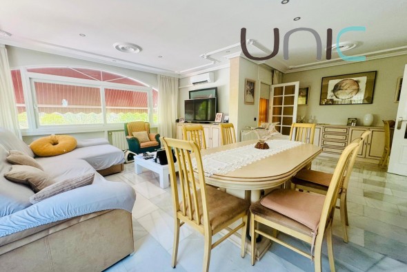 Resale - Villa - Albir