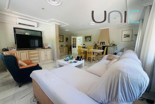 Resale - Villa - Albir