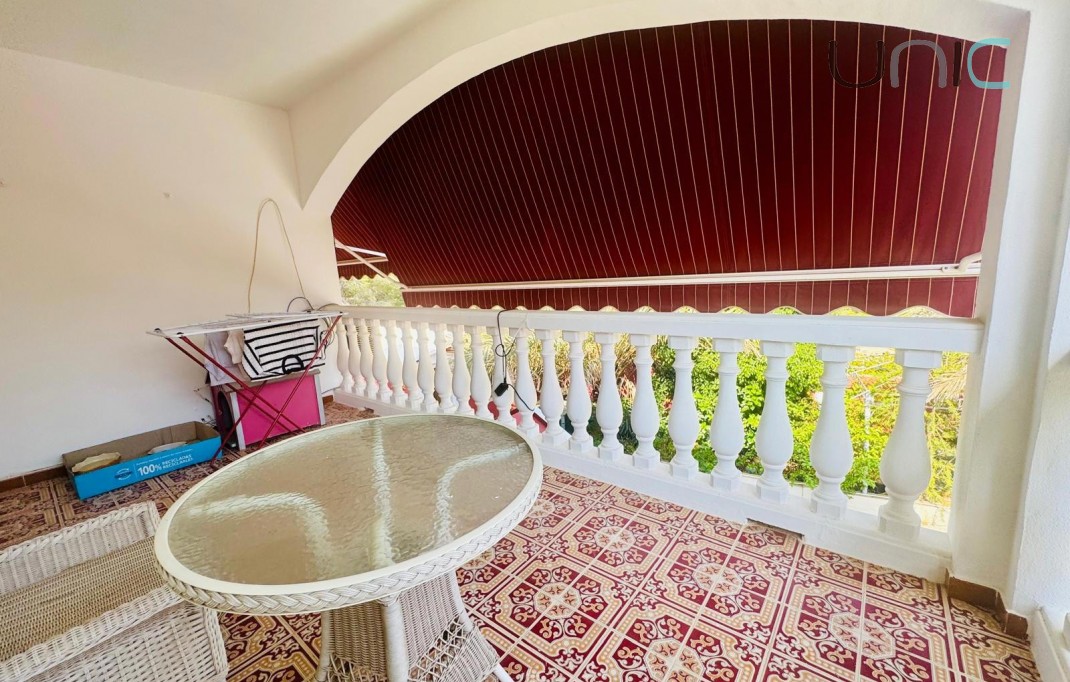 Resale - Villa - Albir