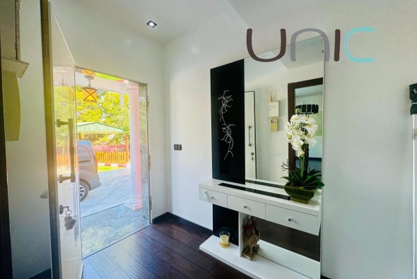 Resale - Villa - Albir