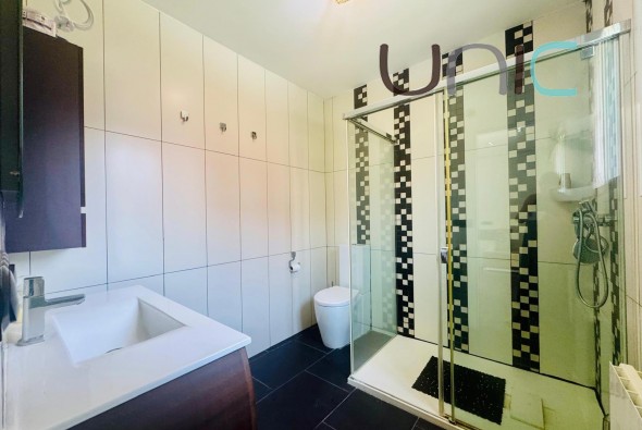 Resale - Villa - Albir