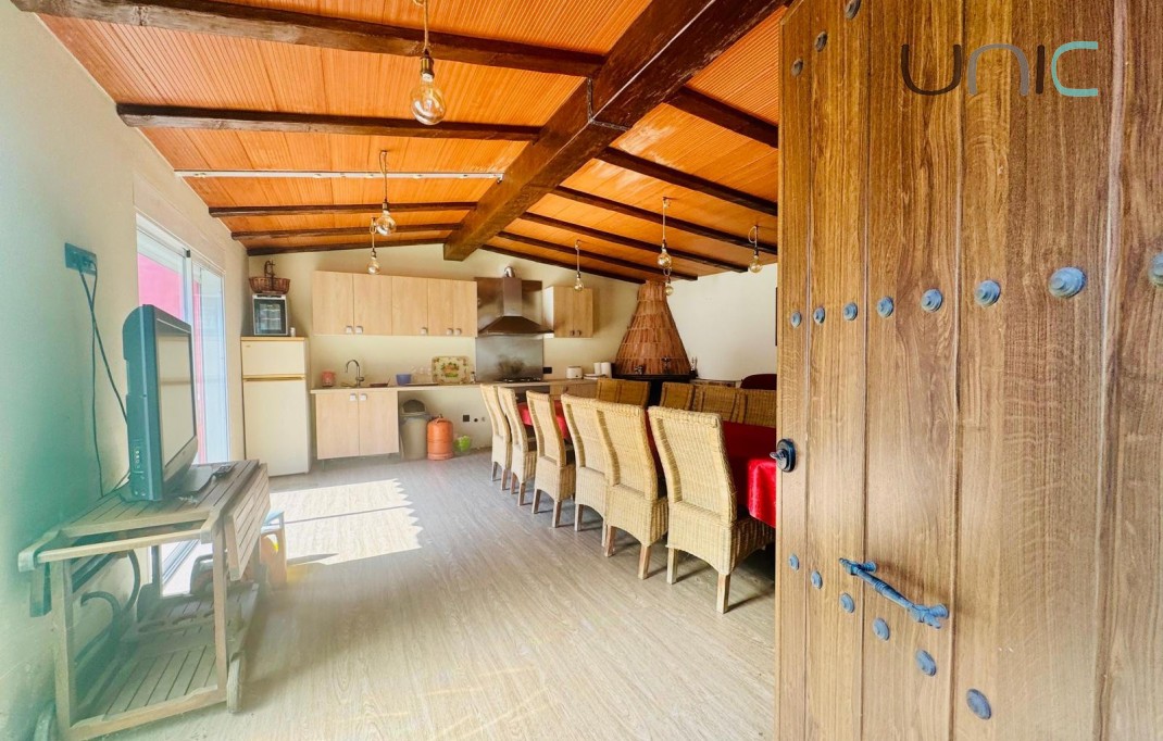 Resale - Villa - Albir