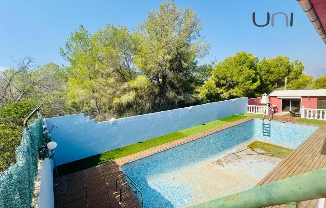 Resale - Villa - Albir