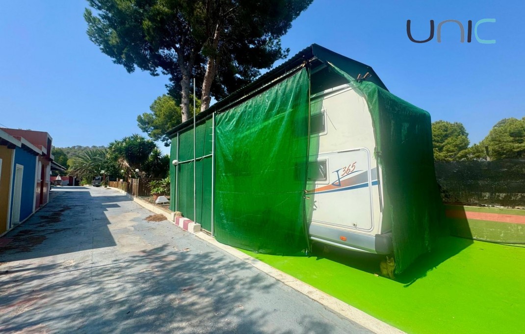 Resale - Villa - Albir