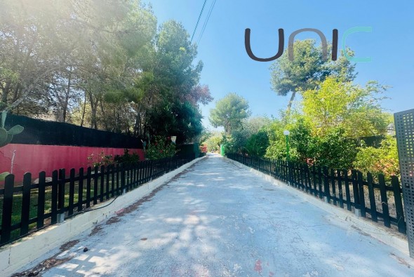 Resale - Villa - Albir