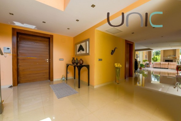 Venta - Villa - Albir