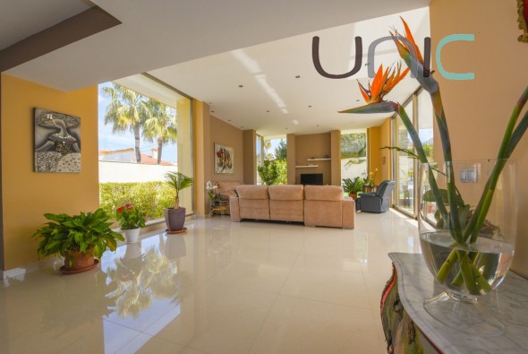 Venta - Villa - Albir