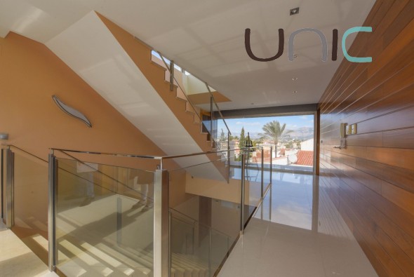 Venta - Villa - Albir