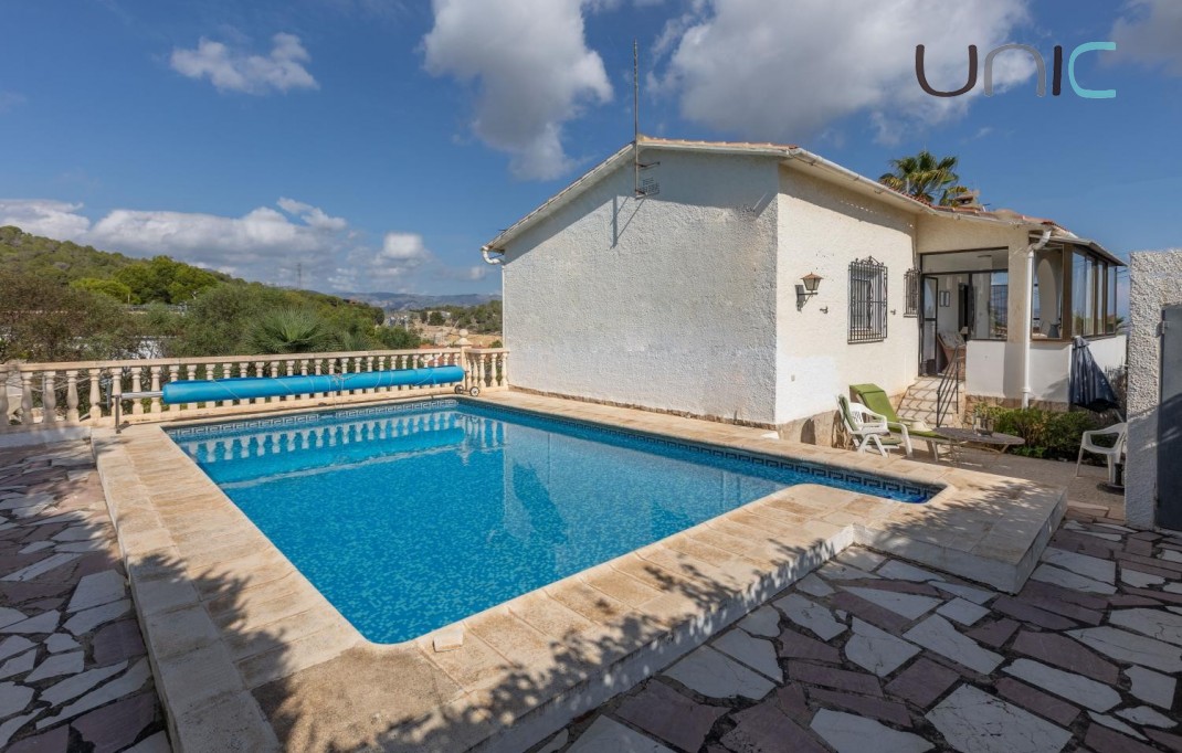 Verkoop - Villa - La Nucia