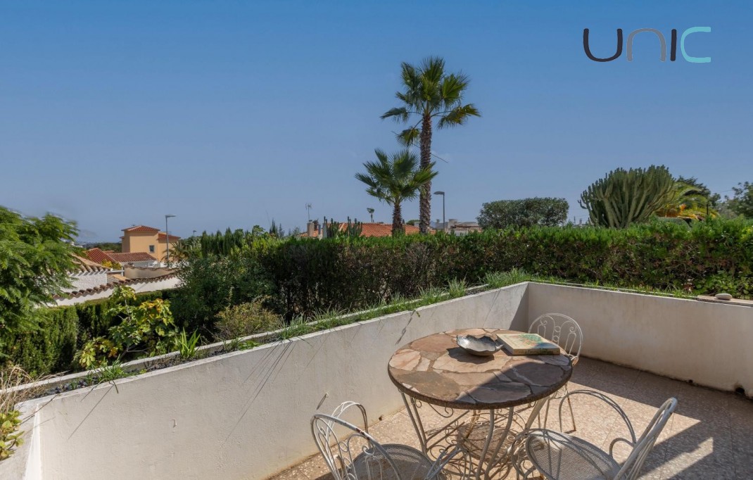 Verkoop - Villa - La Nucia