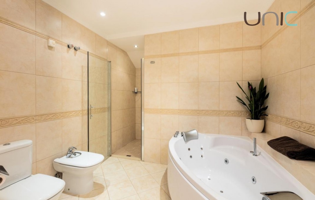 Venta - Villa - La Nucia