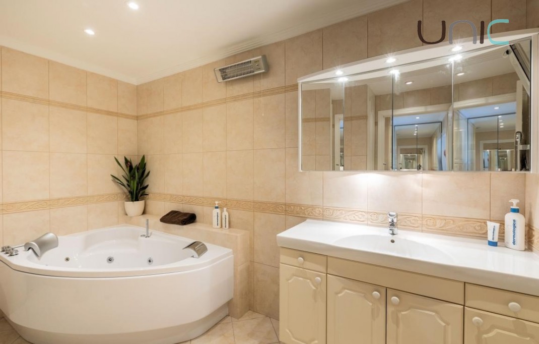 Venta - Villa - La Nucia