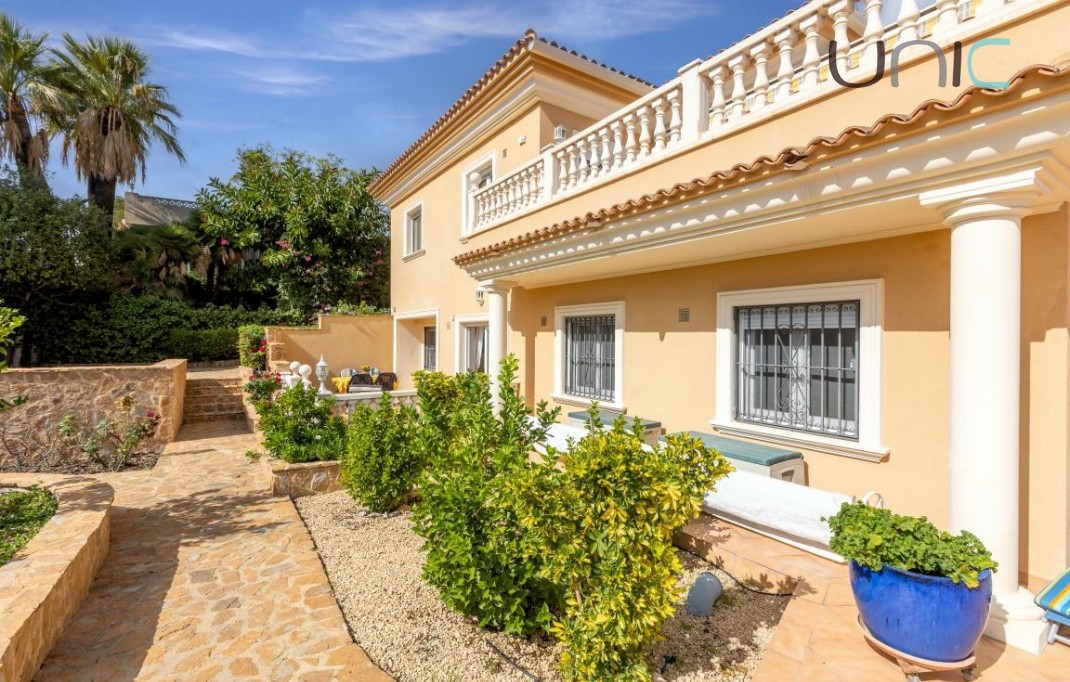 Venta - Villa - La Nucia