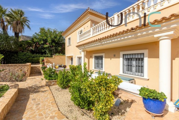 Venta - Villa - La Nucia