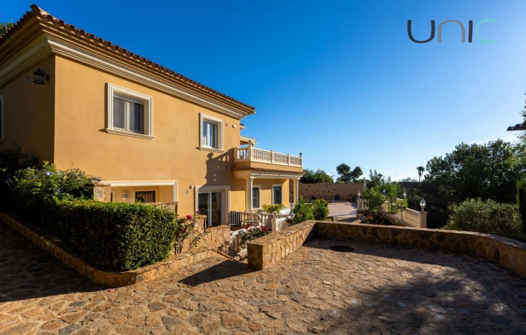 Venta - Villa - La Nucia