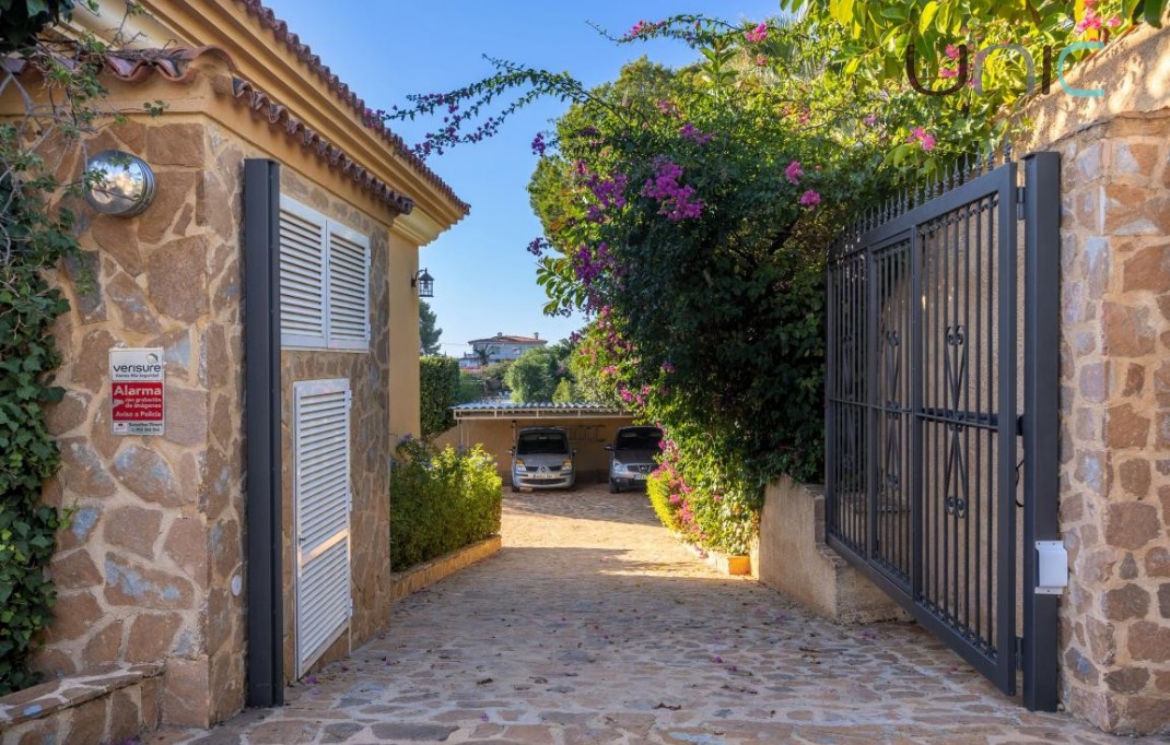 Venta - Villa - La Nucia