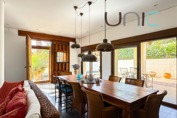 Venta - Villa - Albir