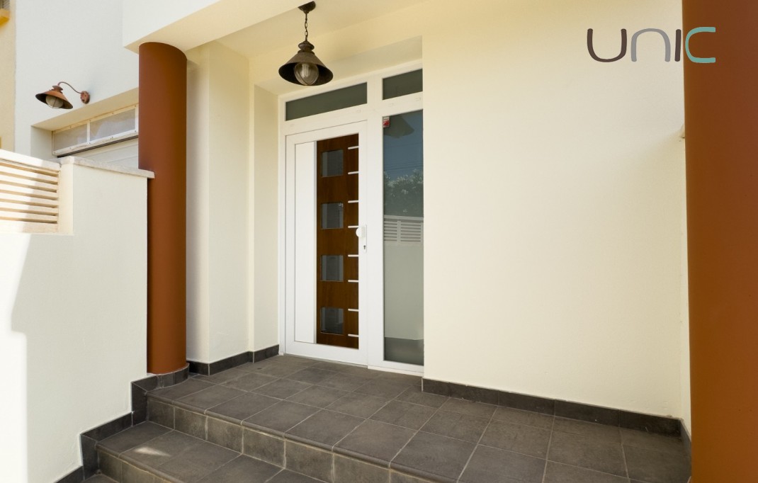 Venta - Villa - Albir