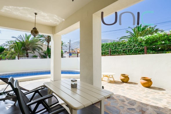 Venta - Villa - Albir