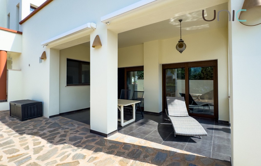 Venta - Villa - Albir