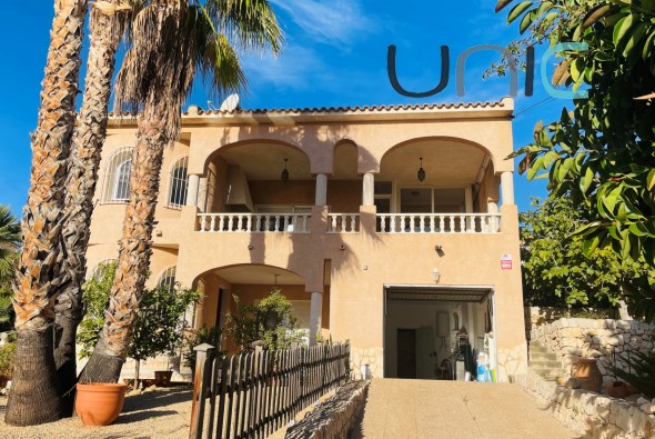 Sale - Villa - Altea