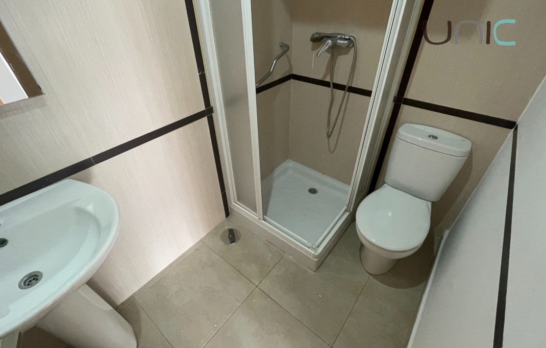 Resale - Wohnung - Albir