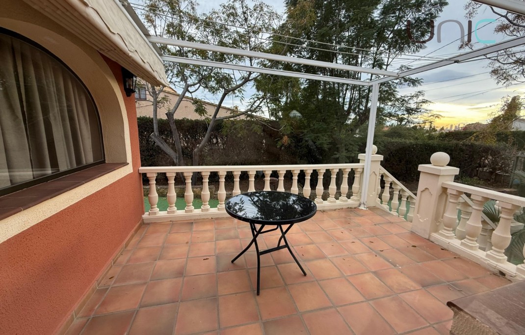 Verhuur op lange termijn - Villa - Benidorm