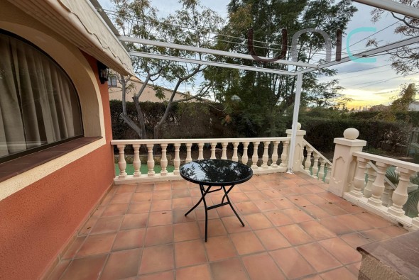 Verhuur op lange termijn - Villa - Benidorm