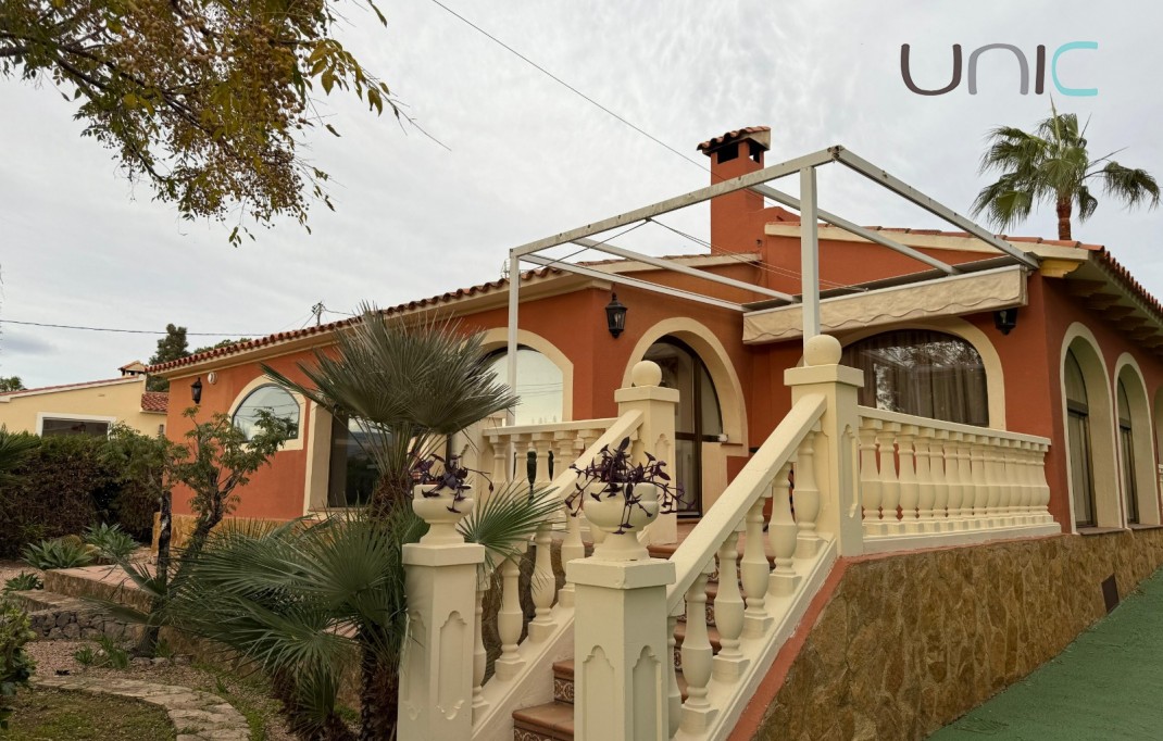 Verhuur op lange termijn - Villa - Benidorm