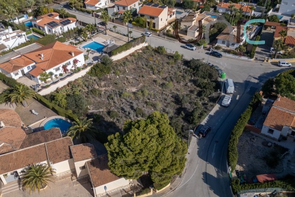 Resale - Plot / Land - La Nucia