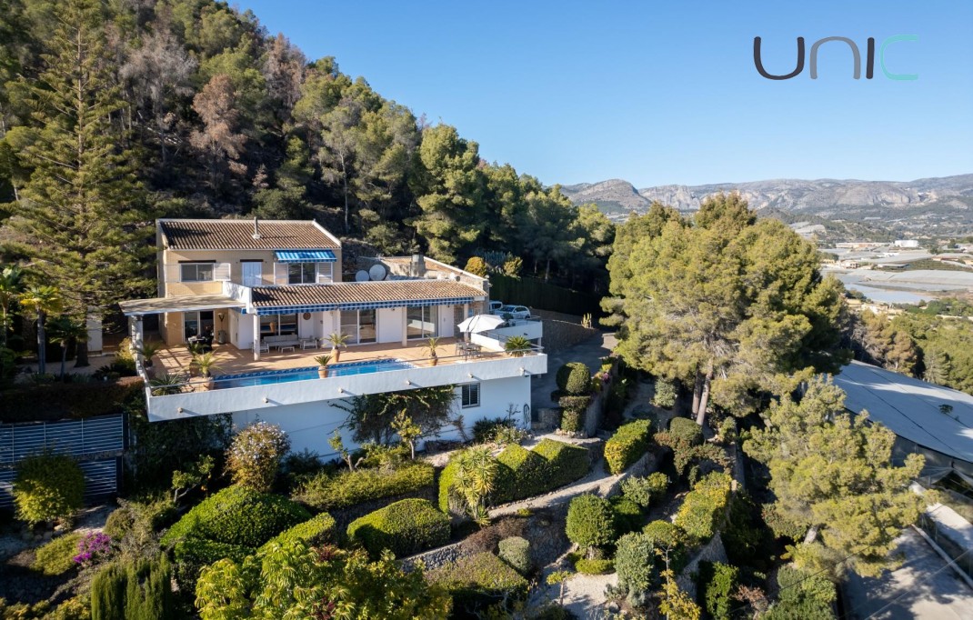 Sale - Villa - Callosa