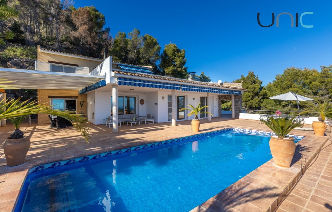 Sale - Villa - Callosa
