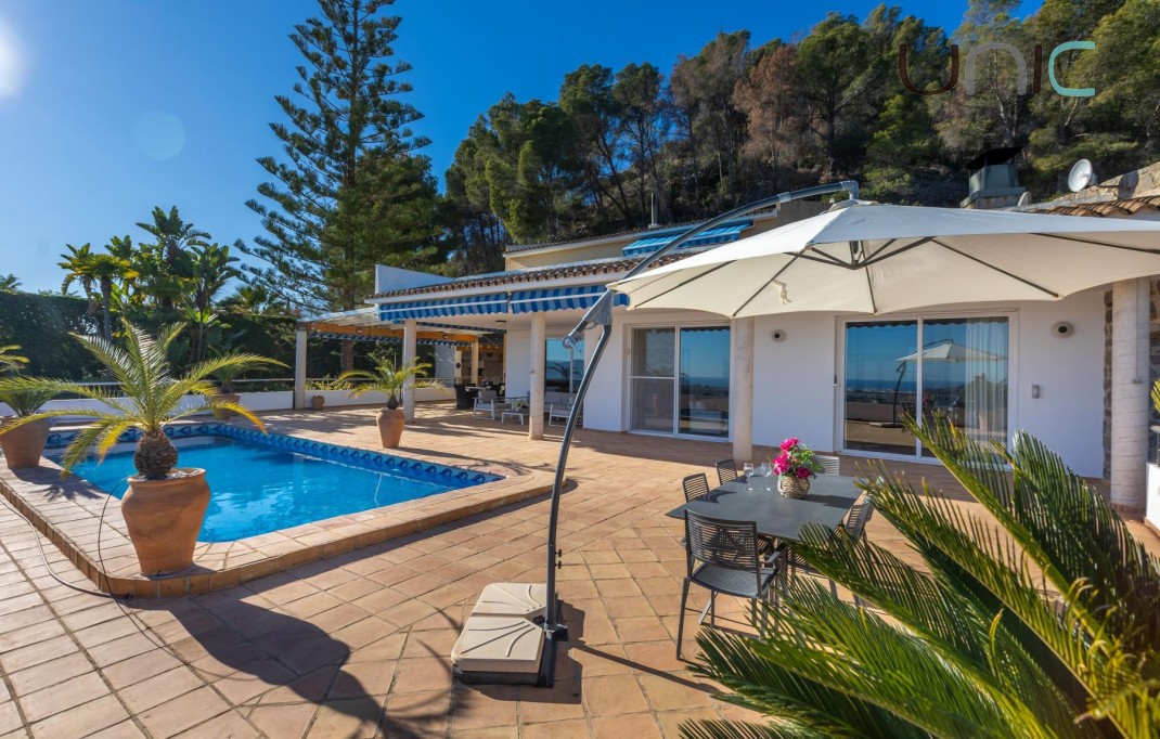 Sale - Villa - Callosa