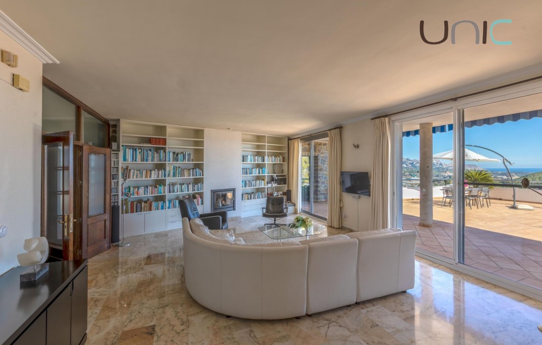 Sale - Villa - Callosa