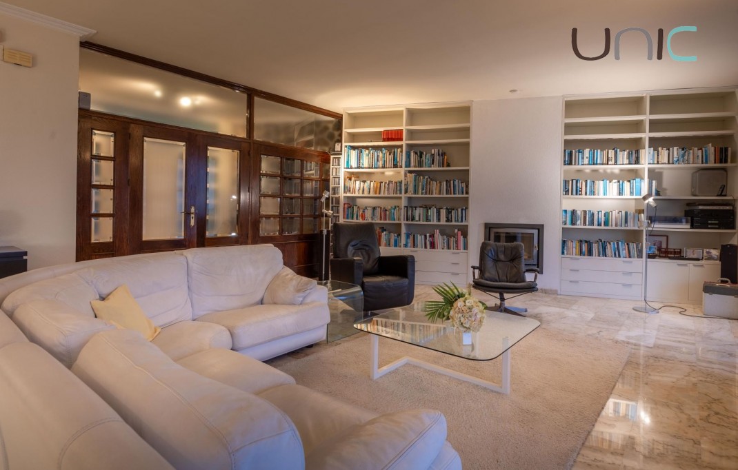 Sale - Villa - Callosa