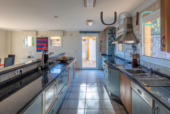 Sale - Villa - Callosa