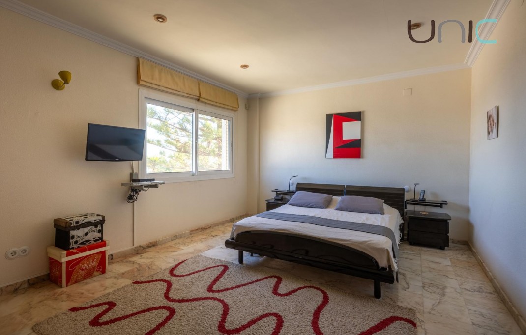 Sale - Villa - Callosa