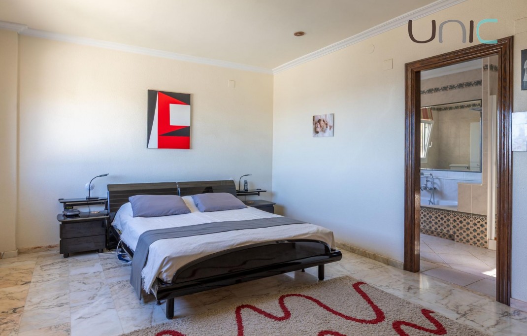 Sale - Villa - Callosa