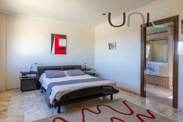 Sale - Villa - Callosa